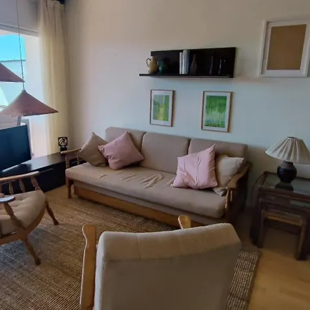 Pau Picasso Vacaciones Appartement *